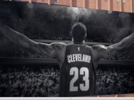 LeBron James banner in Downtown Cleveland is coming down!