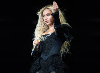 Former member of Beyonce’s band accuses singer of using “dark magic”!