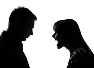 What Are the Signs of A Toxic Relationship?