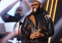 Tyler Perry Proclaims ‘You’re Worthy of Getting to Your Goal’ during People’s Choice Awards Speech