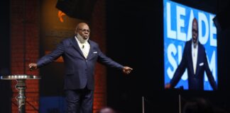 Bishop T.D. Jakes Shook The Room at the 2022 International Leadership Summit