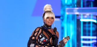 Mary J. Blige Received the 2022 Billboard Icon Award